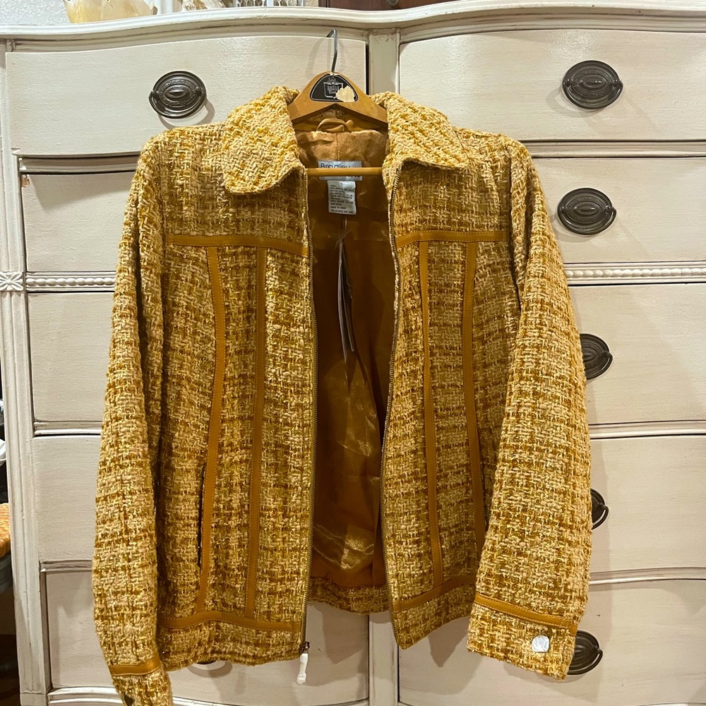 NWT Bradley Bayou women’s large jacket, beautiful gold and bronze colors.